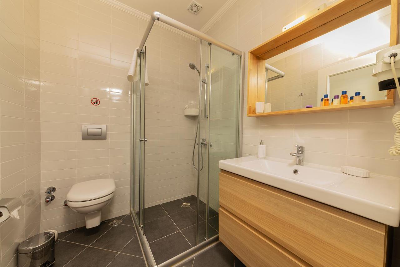 Отель Zemira Garden 5*