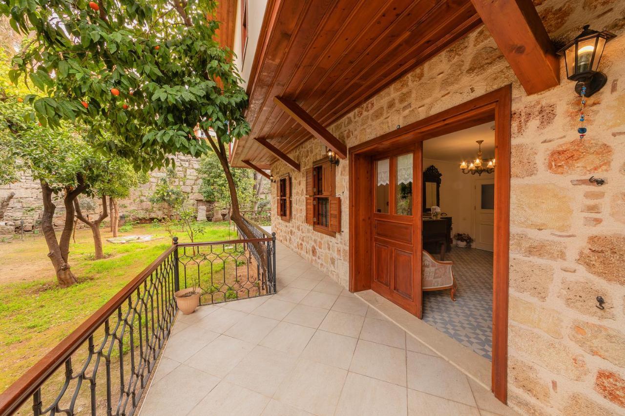 מלון Zemira Garden